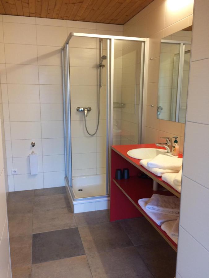 Waeldermetzge Huettenzimmer Und Wohnungen Warth  Exterior foto