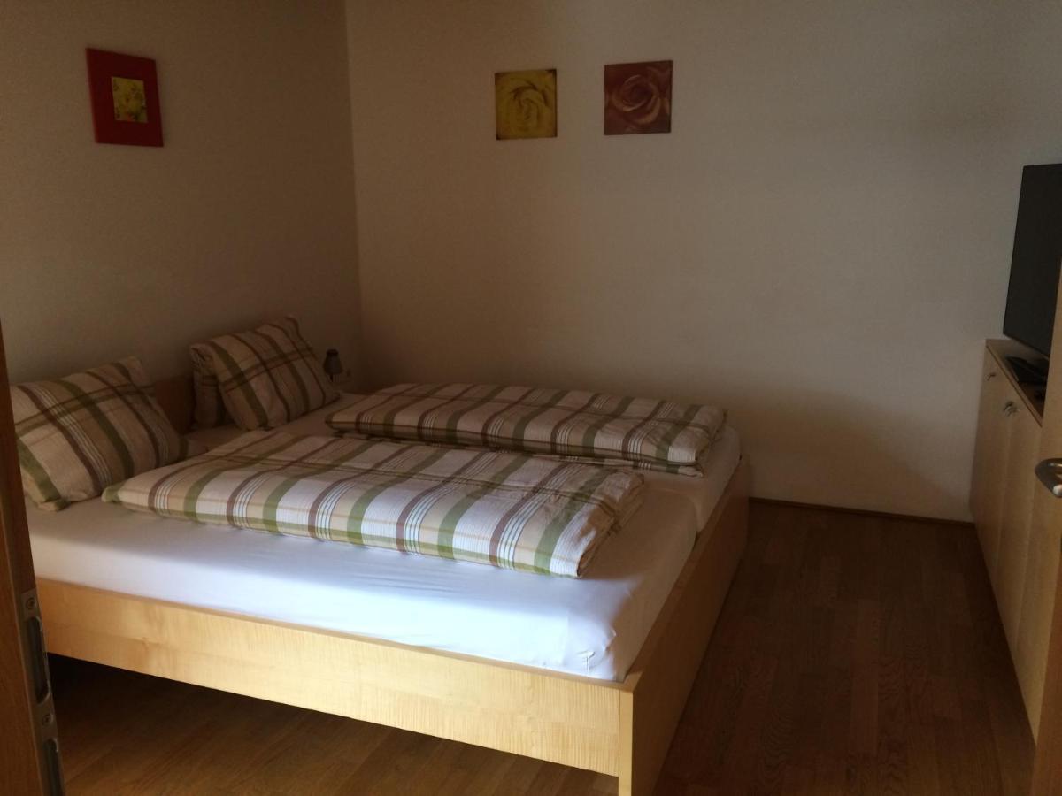 Waeldermetzge Huettenzimmer Und Wohnungen Warth  Exterior foto