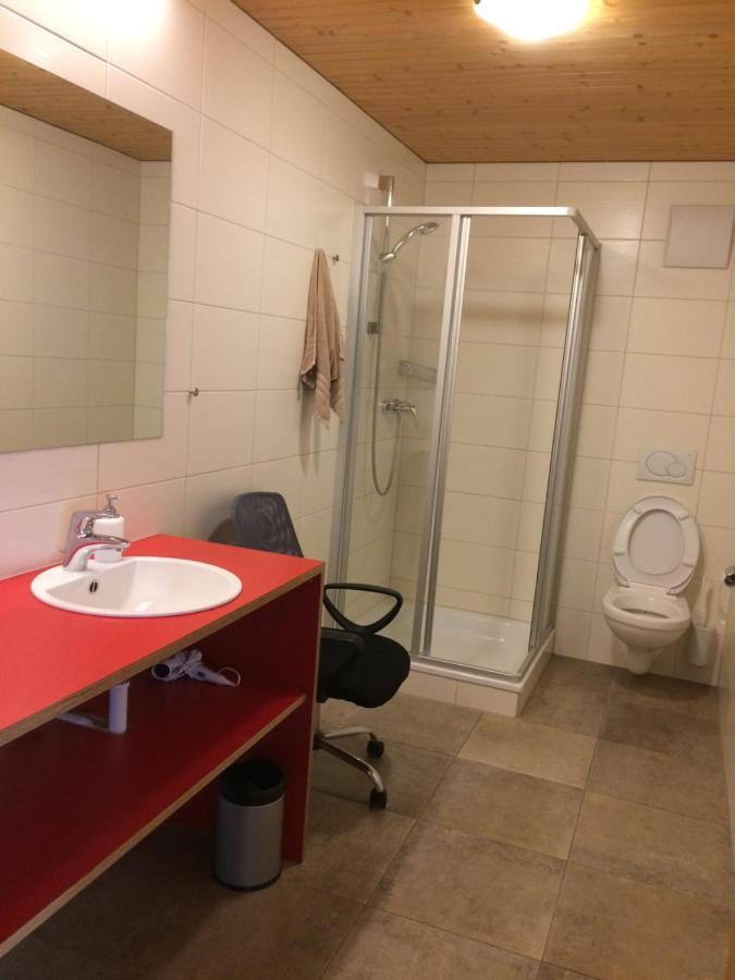 Waeldermetzge Huettenzimmer Und Wohnungen Warth  Exterior foto